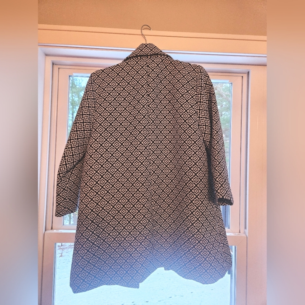 New without tags Eden Court lined coat in black and white. Mid length.